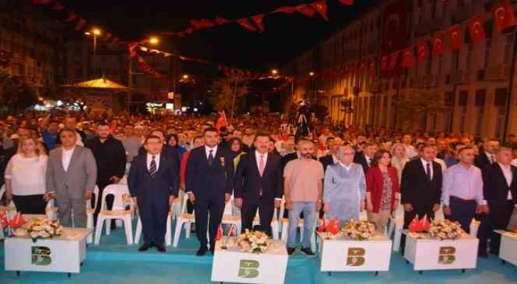 Balıkesir’de 15 Temmuz demokrasi nöbeti