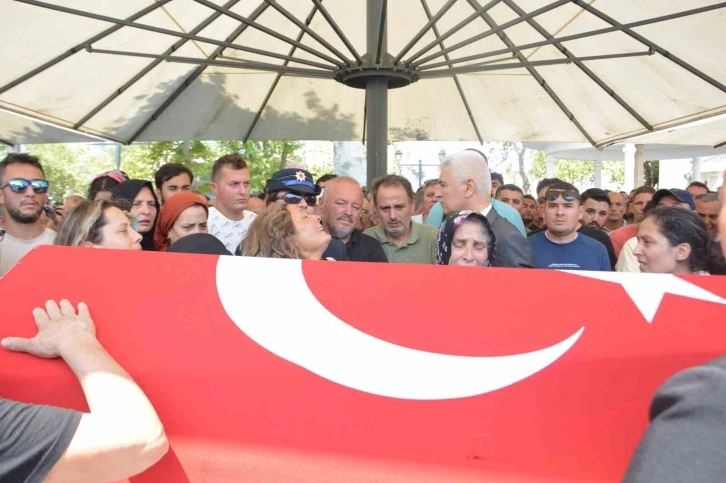 Balıkesirli genç polis ebediyete uğurlandı
