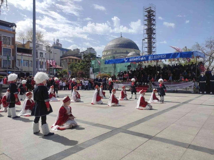 Bandırma’da 23 Nisan Kutlaması
