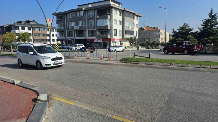 Bandırma’da yol kapandı, işler karıştı
