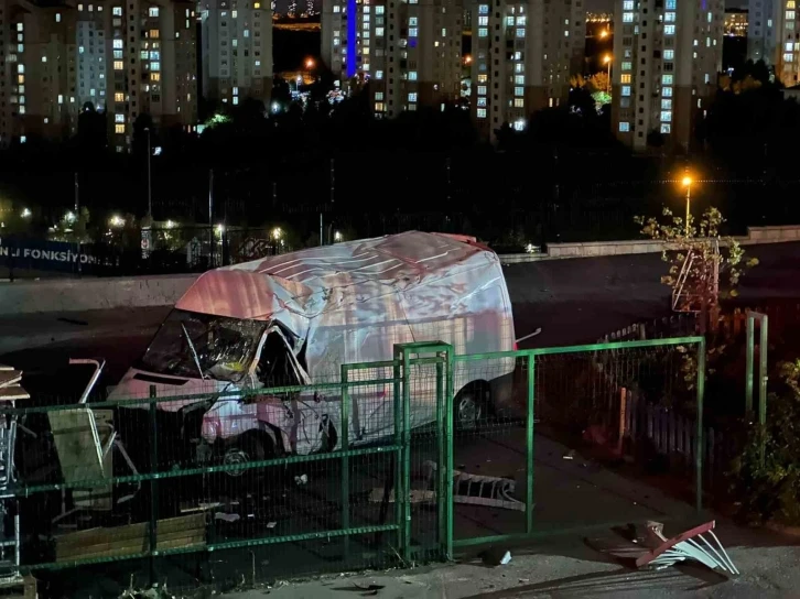 Başakşehir’de feci kaza: 1 ölü, 1 yaralı
