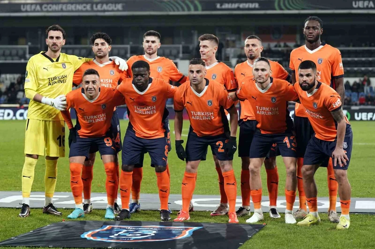 Başakşehir, play-off için sahada
