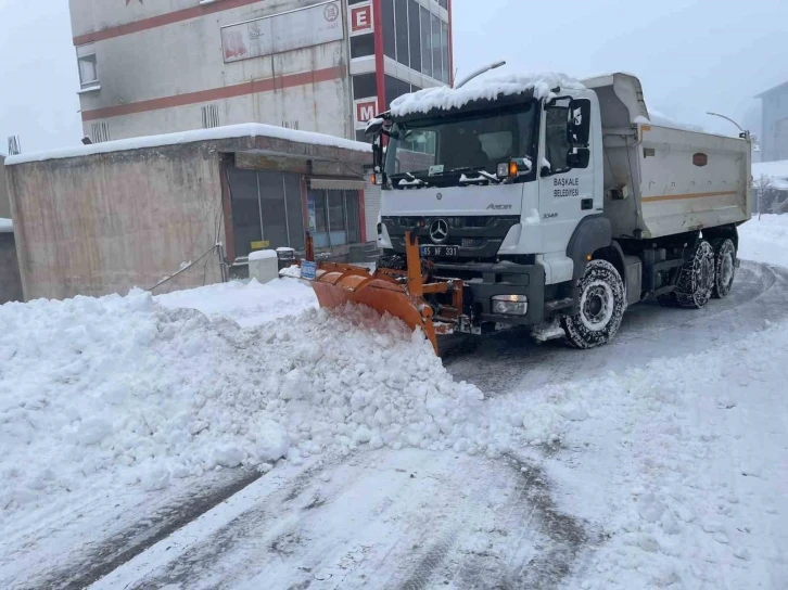 Başkale kara teslim oldu
