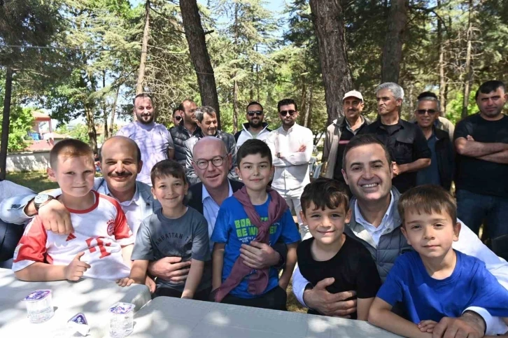 Başkan Akın: Vatandaşlarımızla kol kola yürüyeceğiz
