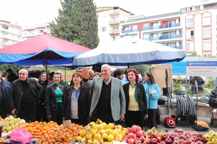 Başkan Atay, Efeler halkıyla buluşmaya devam ediyor
