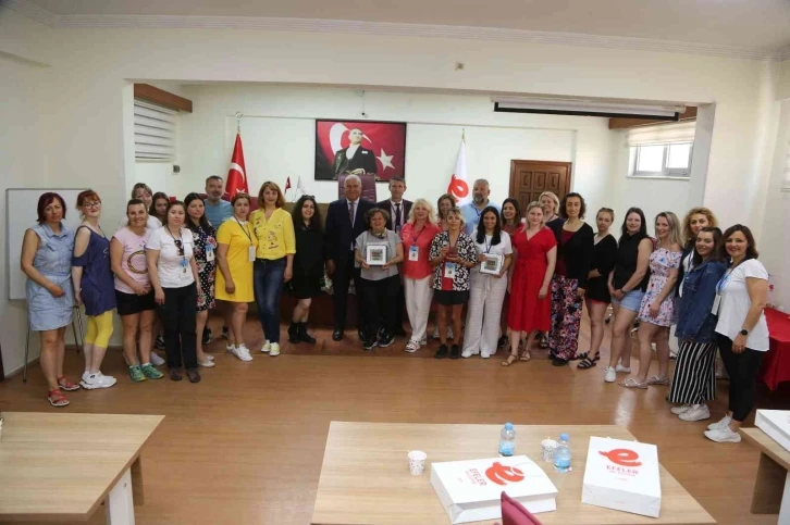 Başkan Atay, yabancı öğretmenleri ağırladı
