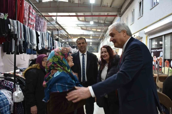 Başkan Bakkalcıoğlu hemşehrilerinin kandilini kutladı
