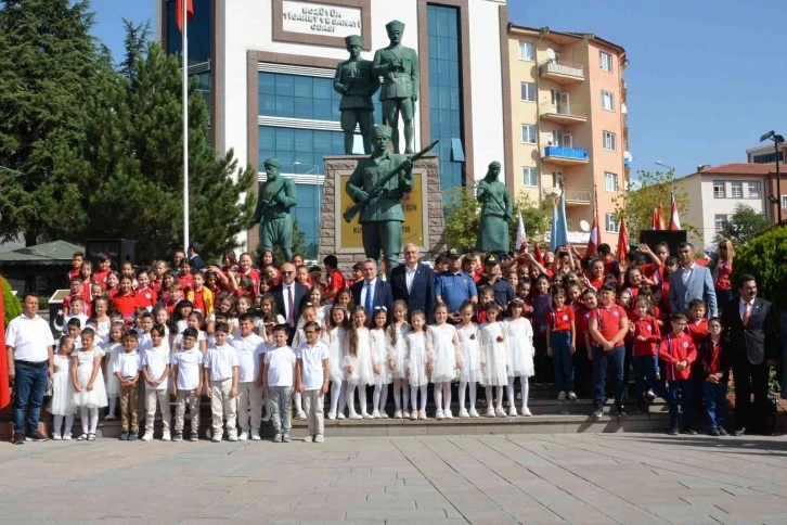 Başkan Bakkalcıoğlu öğrenci ve öğretmenlere yeni eğitim ve öğretim yılında başarılar diledi
