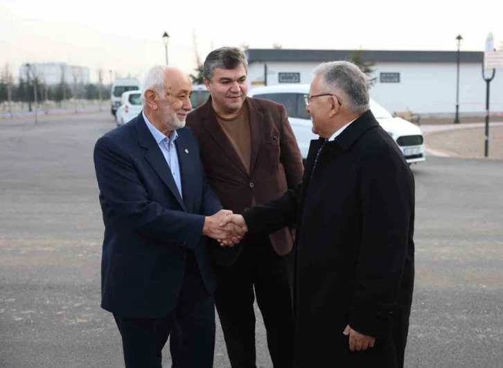 Başkan Büyükkılıç, Kayseri Gönüllü Kültür Kuruluşları temsilcileriyle buluştu
