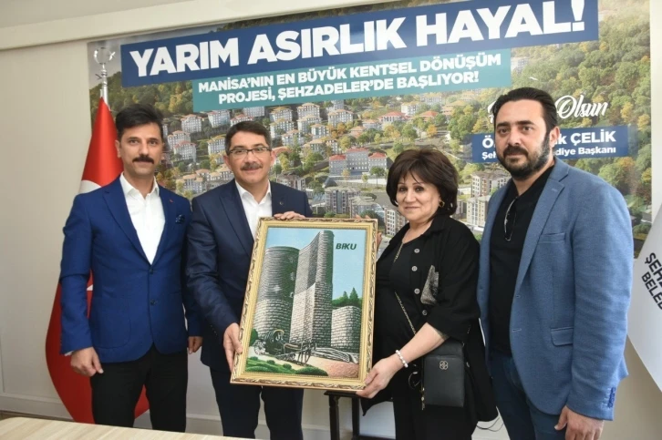 Başkan Çelik Azerbaycan Halk Dansları Grubunu misafir etti
