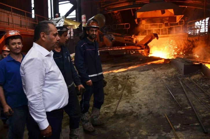 Başkan Değirmenci, “8 Kasım ruhu yolumuzu aydınlatmaktadır”
