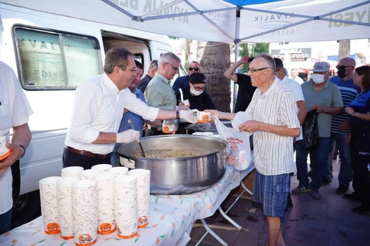 Başkan Ergin’den yedi bin kişiye aşure ikramı
