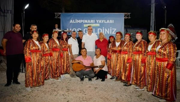 Başkan Esen, yayla şenliğinde maniyle karşılandı