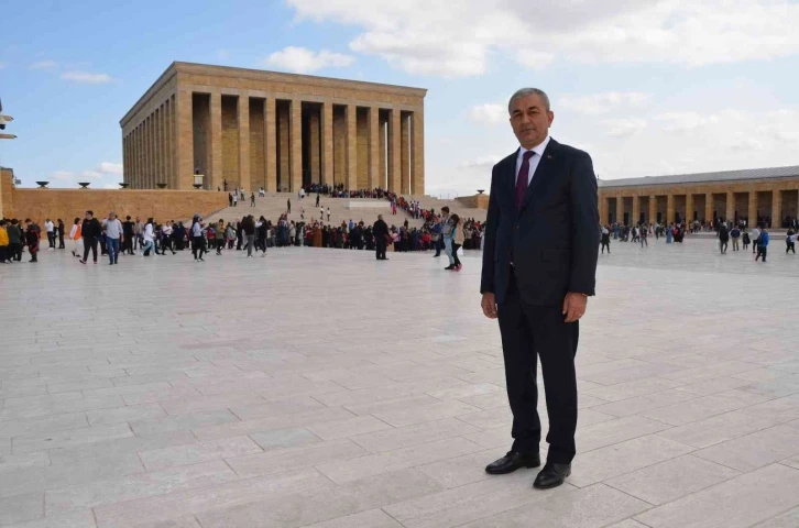 Başkan Kaplan: "Atatürk, ışık tutmaya devam ediyor"
