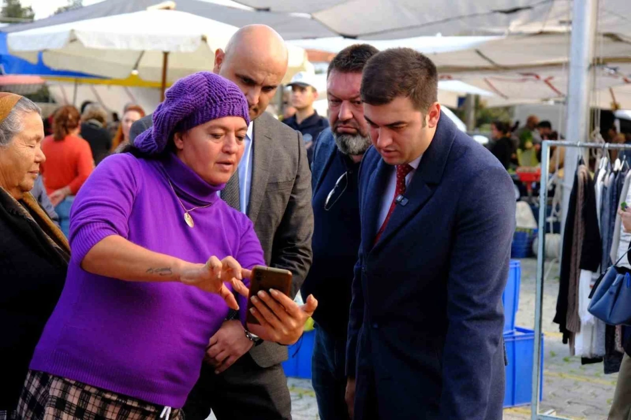 Başkan Mandalinci, saha çalışmalarına Dereköy, Koyunbaba ve Gümüşlük’te devam etti
