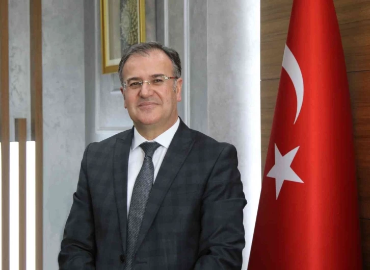 Başkan Özdoğan: "Bayramlar, birlik beraberlik içerisinde huzura yürüme günüdür"
