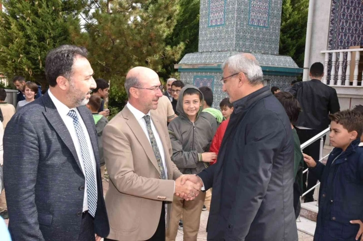 Başkan Pekyatırmacı: "Başarılarımızı hemşehrilerimizle iç içe olmaya borçluyuz"
