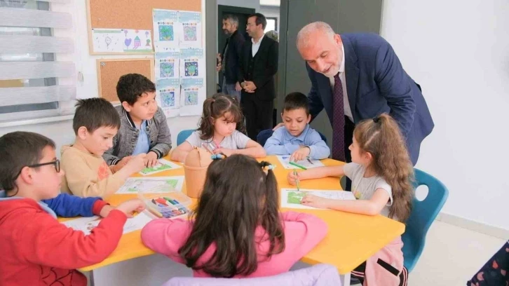 Başkan Sandıkçı: “Öğrencilerimiz için özel ders çalışma alanları oluşturduk”
