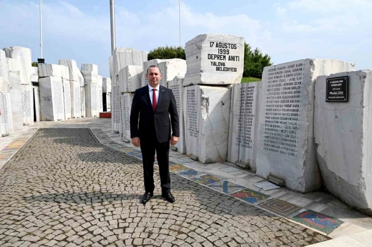 Başkan Tutuk’tan 17 Ağustos depreminin yıl dönümünde kentsel dönüşüm çağrısı
