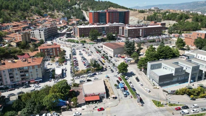 Başkan Yazıcıoğlu, trafik devrimi için kolları sıvadı
