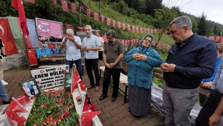 Başkan Yıldırım’dan şehit Eren Bülbül’ün kabrine ziyaret
