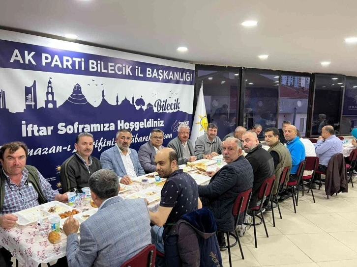 Başkan Yıldırım, iftarı küçük sanayi sitesi esnafıyla, sahuru gençlerle yaptı
