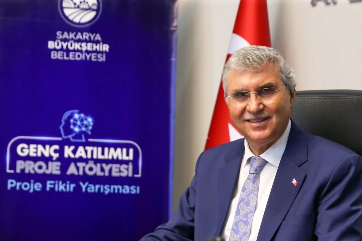 Başkan Yüce, proje yarışmasında oyunu kullandı
