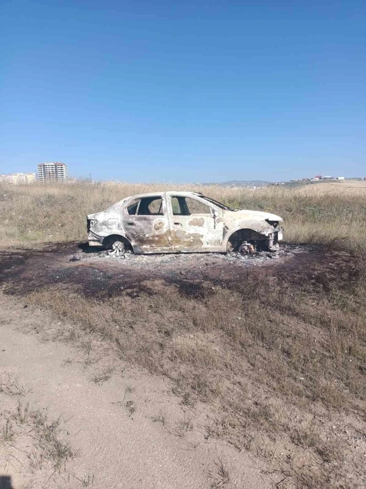 Başkent’te taksiciyi yaralayıp gasp eden 2 şahıs yakalandı
