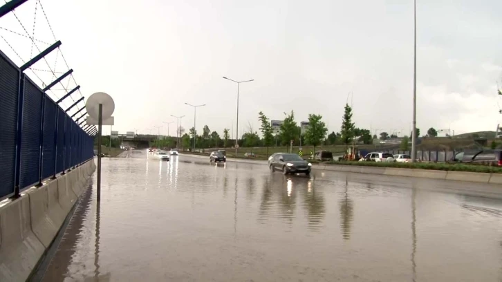 Başkent’te yağış yine kendini gösterdi
