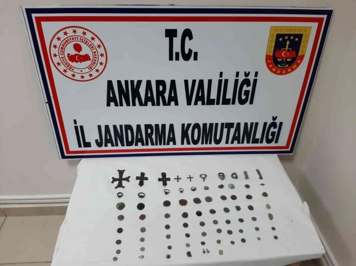 Başkentte jandarma değeri 85 bin TL olan tarihi eserleri ele geçirdi
