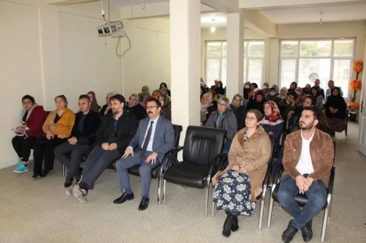 Başmakçıda ‘öfke kontrolü ve kadına yönelik şiddetle mücadele’ semineri
