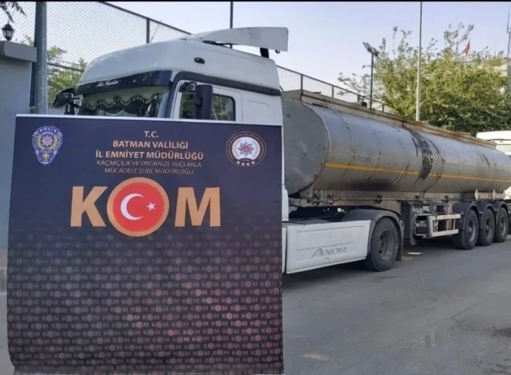 Batman’da durdurulan tankerde 26 bin 760 litre karışımlı akaryakıt ele geçirildi
