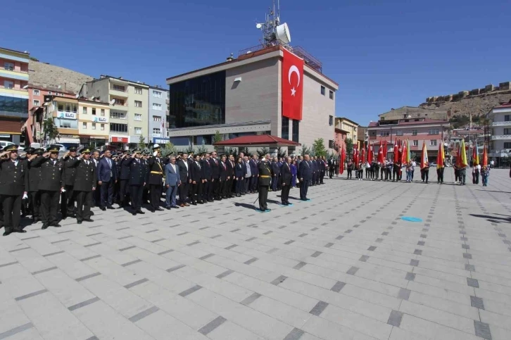 Bayburt’ta 30 Ağustos Zaferi’nin 100’üncu yıl dönümü kutlandı
