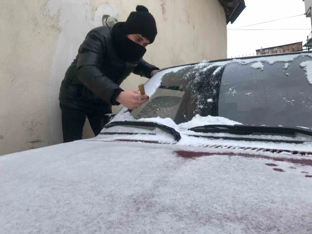 Bayburt’ta soğuk hava ve ayaz etkili oluyor
