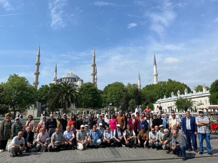 Bayırköylü 100 kişi İstanbul’un tarihi ve manevi mekanlarını gezti
