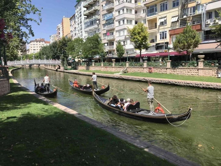 Bayraklı’ya “Porsuk Çayı” modeli
