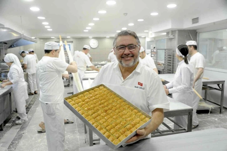 Bayram baklavaları hazır
