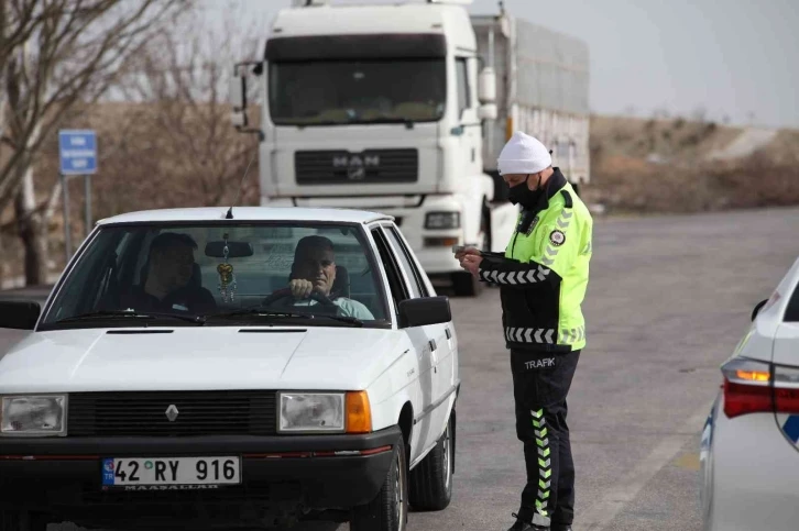 Bayram tatilinde yola çıkacak sürücülere "kurallara uyun" uyarısı
