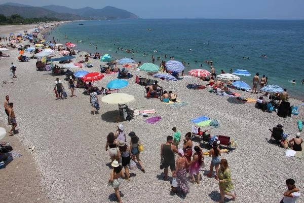 Bayram tatilinin gözdesi Olimpos, 'çöp'le doldu