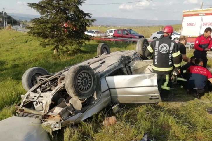 Bayram ziyaretinden dönen ailenin aracı takla attı: 1'i ağır 3 yaralı