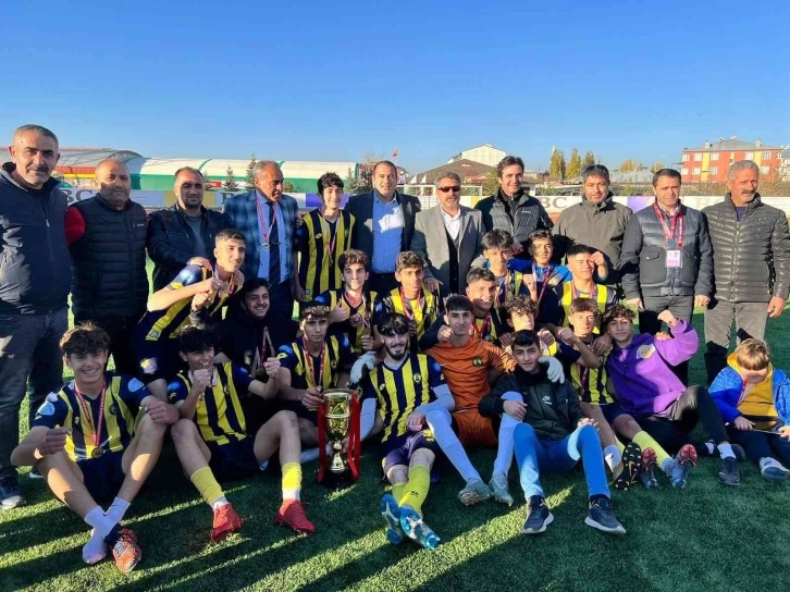 BC Group U-18 Ligi Şampiyonu Ağrı 1970 Spor oldu
