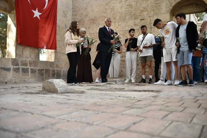 Belediye Başkanı Karalar, 100. Yılda şehitlik müzesini unutmadı
