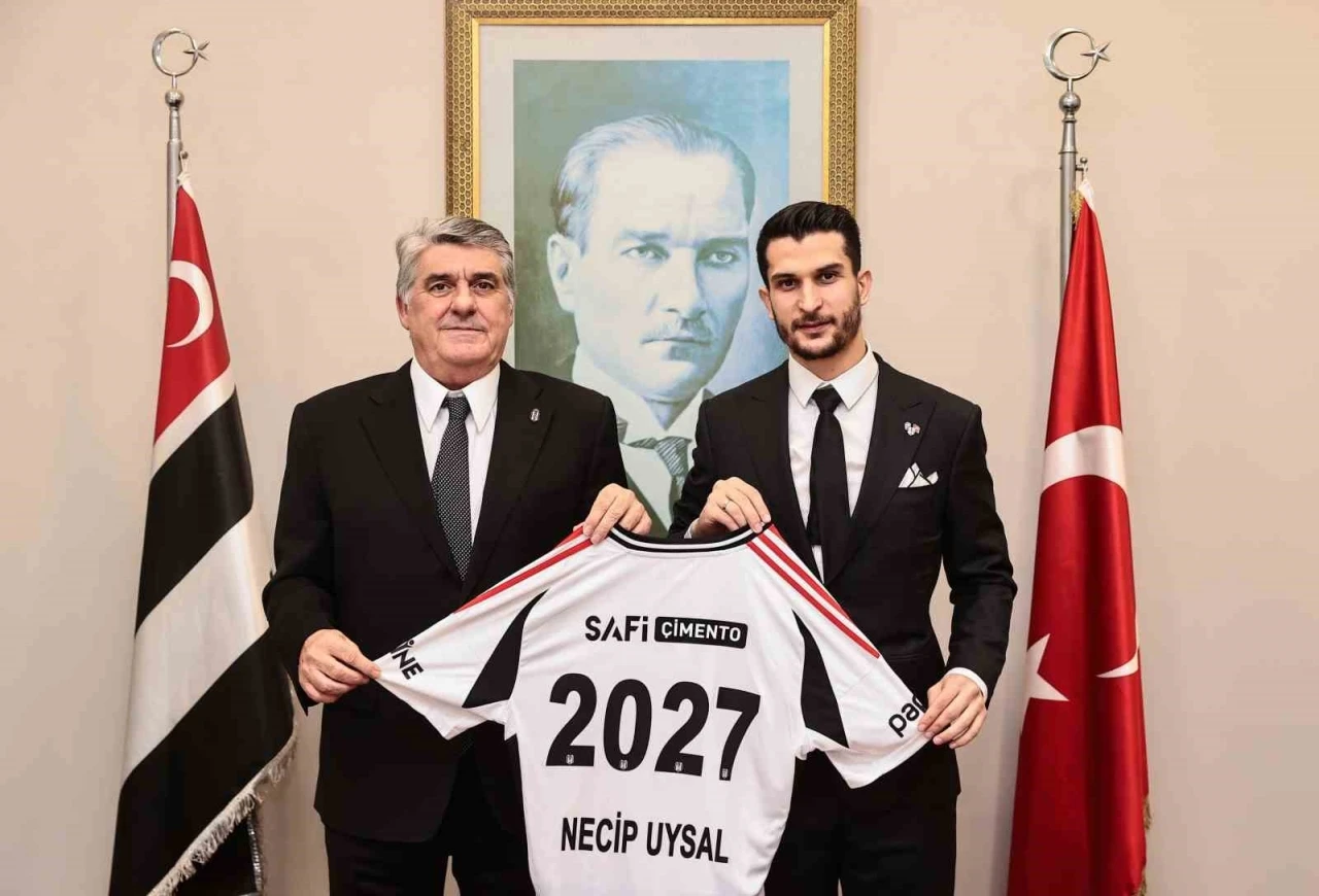 Beşiktaş, Necip Uysal’ın sözleşmesini uzattı
