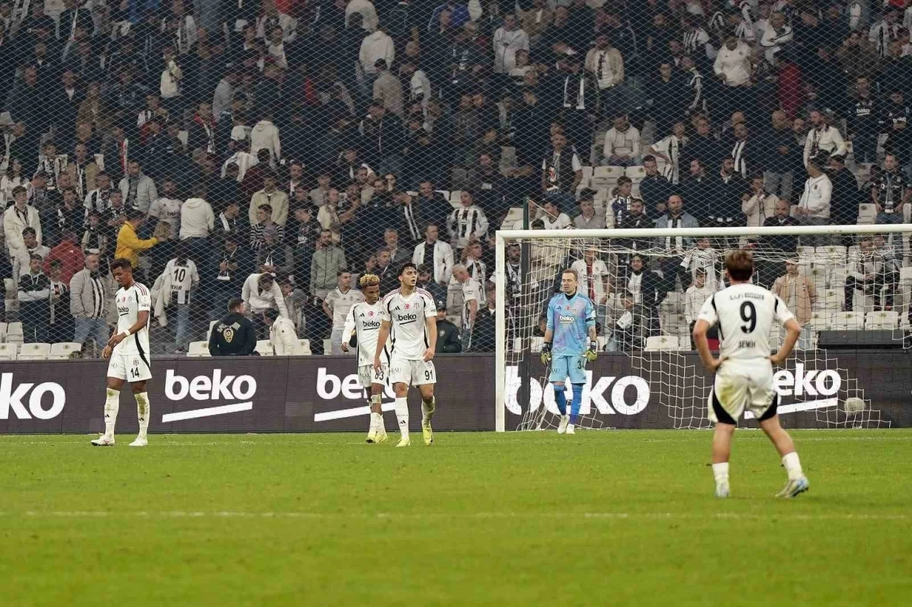 Beşiktaş, Süper Lig’de evindeki ilk yenilgisini aldı
