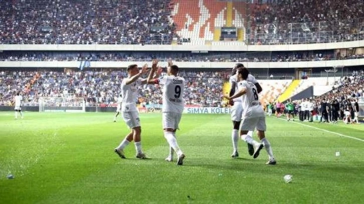 Beşiktaş'ın yıldızları iş başında! Kartal Adana'da yüksek uçtu