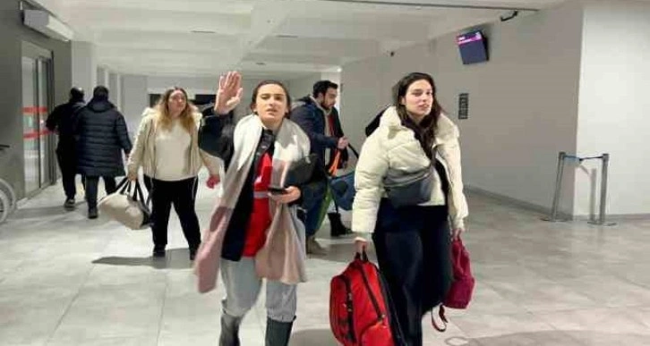 Beşiktaşlı futbolcular, Gaziantep’e özel uçak gönderdi