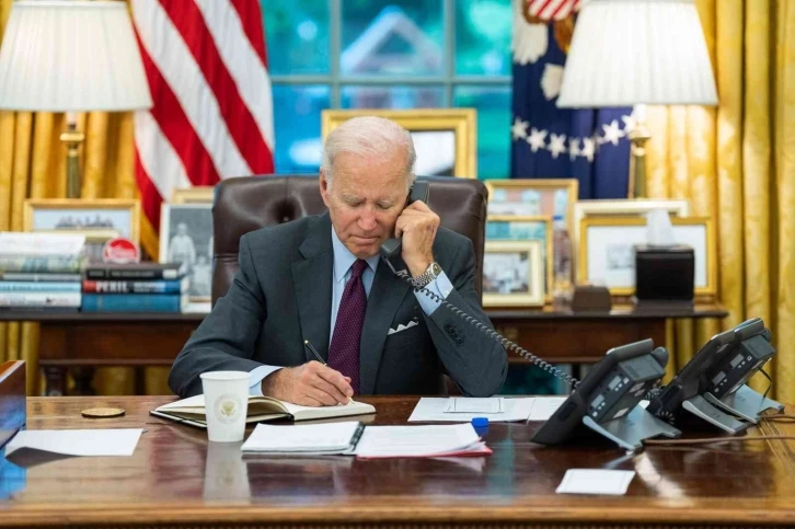 Biden’ın Zelenskiy ile yaptığı telefon görüşmesinde öfkelendiği iddia edildi
