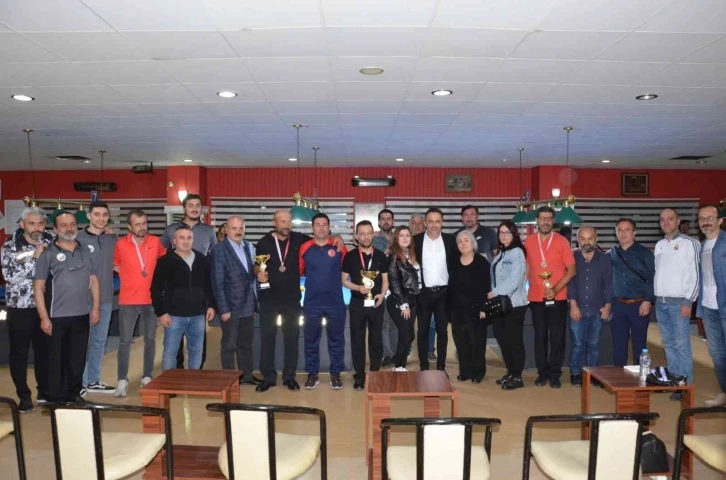 Bilardo İl Turnuvası, korona virüsten ölen genç kıza ithaf edildi
