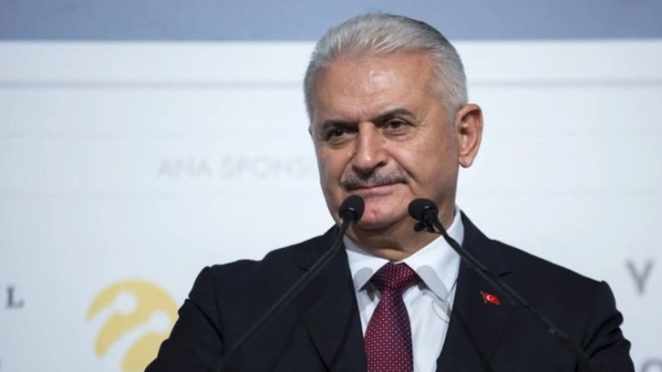 Binali Yıldırım'dan kötü haber! Yıldırım Covid-19 testinin pozitif çıktığını duyurdu