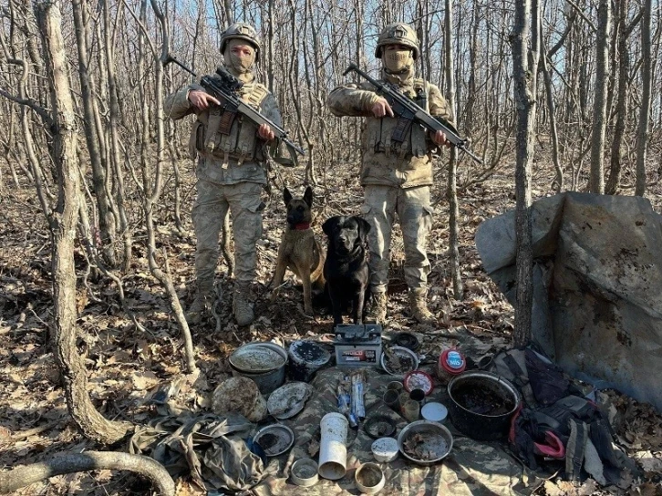 Bingöl’de 2 sığınak bulundu, 1 adet roketatar ele geçirildi
